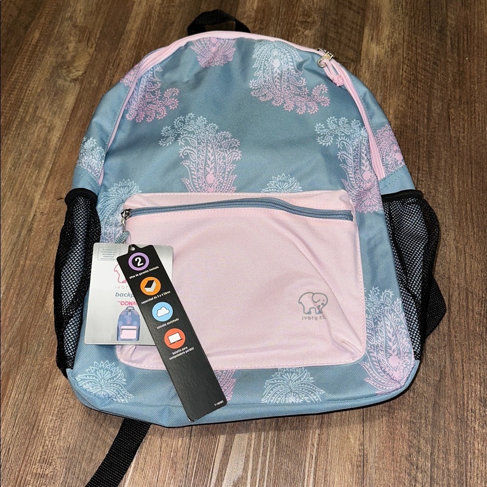 Backpack by Ivory Ella and Conair - for adults or‎ students.